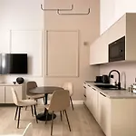 Visiting Apartments - Leszczynskiego