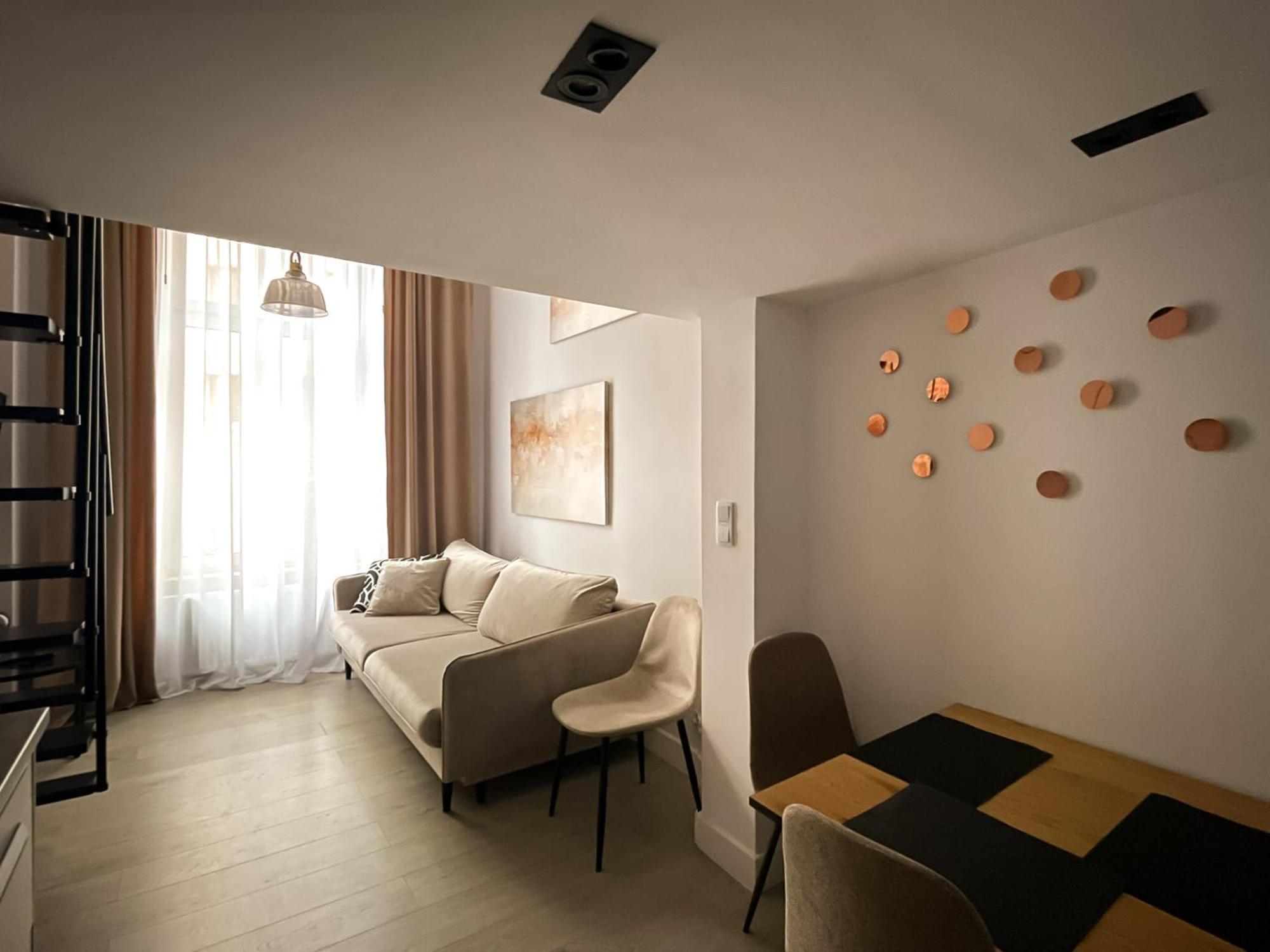 Apartament Visiting - Leszczynskiego
